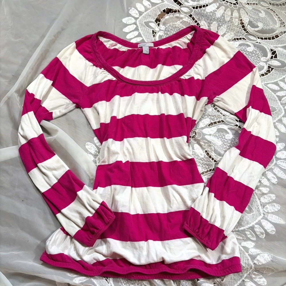 Y2K 2009 Vintage Cute Pink White Striped Long Sleeve Scoop Neck Top S